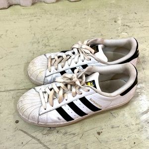 Adidas super stars size 10